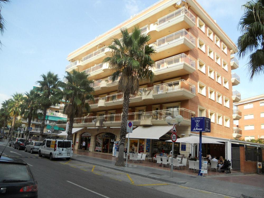 Apartamentos Palas ซาลอว์ ภายนอก รูปภาพ